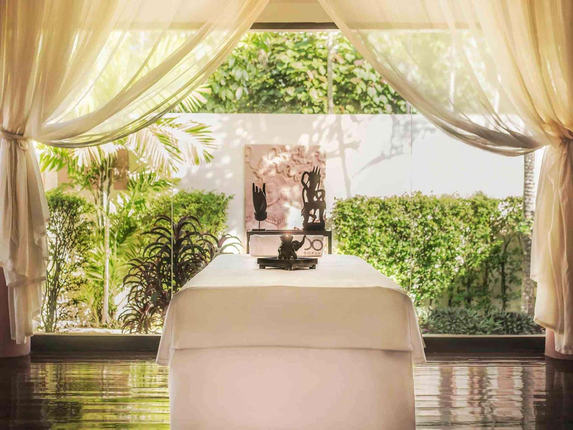 סיאם ריפ Sofitel Angkor Phokeethra Golf & Spa Resort מראה חיצוני תמונה