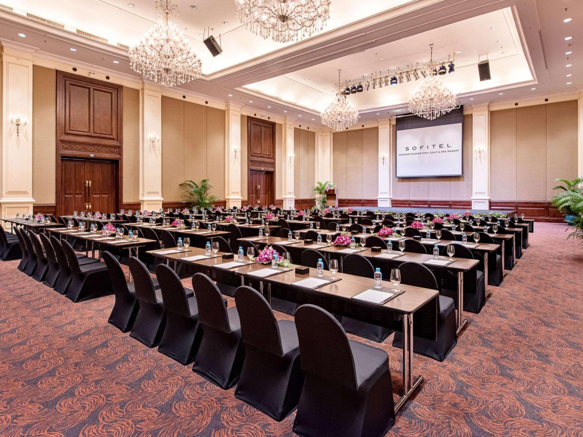 סיאם ריפ Sofitel Angkor Phokeethra Golf & Spa Resort מראה חיצוני תמונה